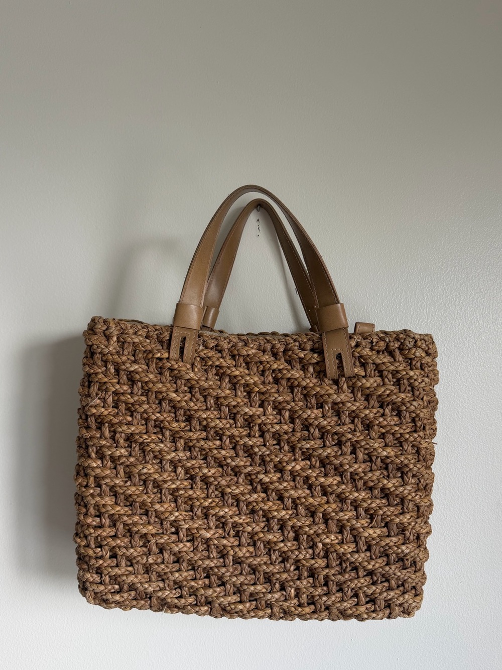 Dockers Woven Hand Bag Dark Beige